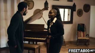 Funky Грудастый Agent nieruchomości pieprzy Klienta, aby Zawrzeć Umowę