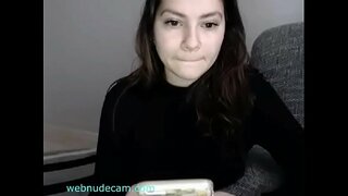 Szexi lány flash mellei webnudecam.com