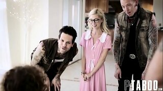 Красотка нырысетӥ пол пӧсь пиос ныллык нонокедлэсь блондинкаос трахаться