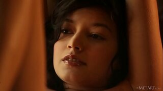 USA teen Eden nga adunay pipila ka mga makalingaw nga panahon nga mag-inusara