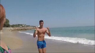 Giovane Kitty Amore ama bang ragazzi in mezzo al paese!